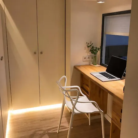 Palm In Bright 2 Bedroom In Center With Terrace & Ac * Cannes